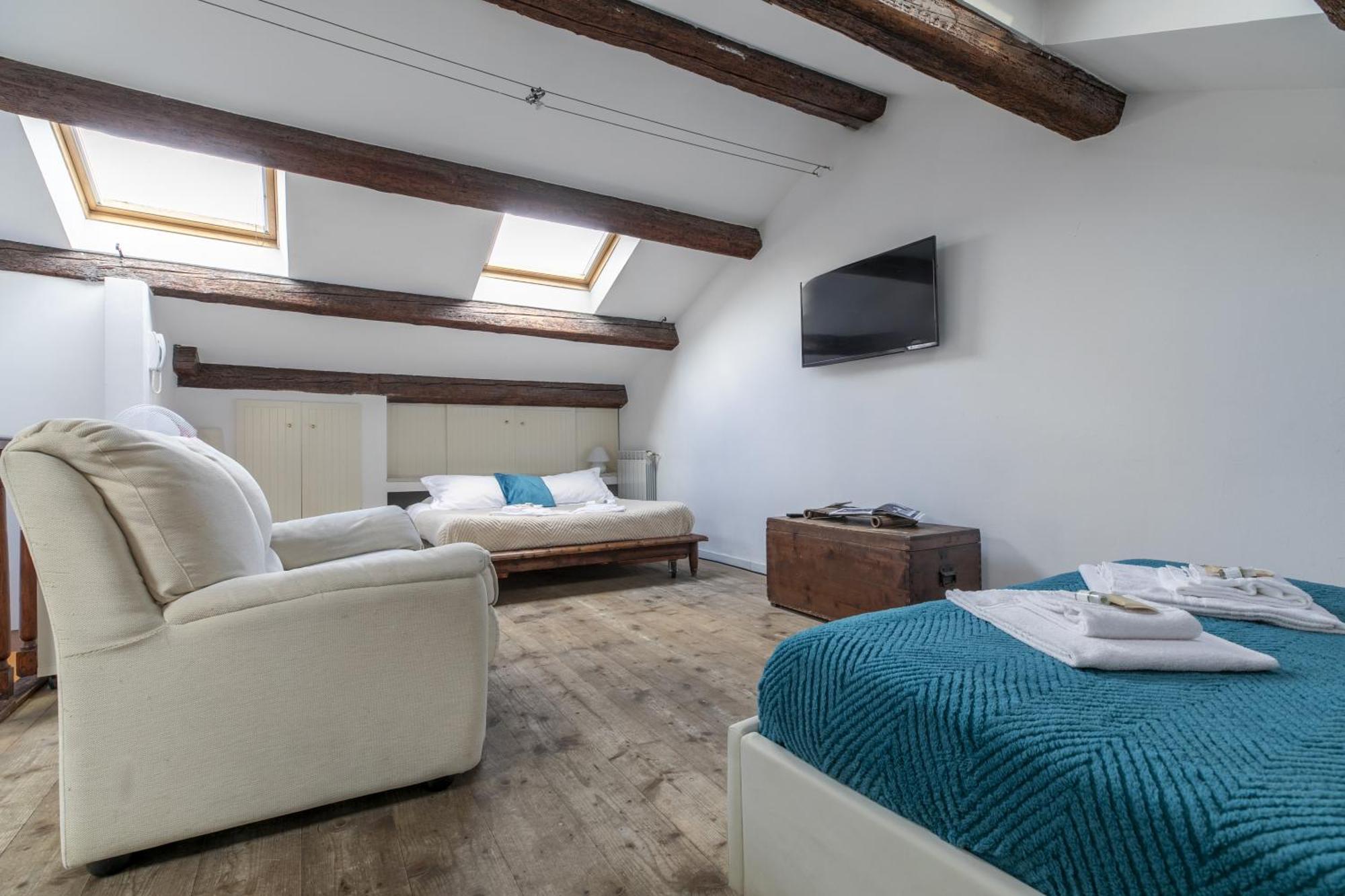 Nice Lovely Attic For 4 Person With Wifi - A/C Venice Exterior photo