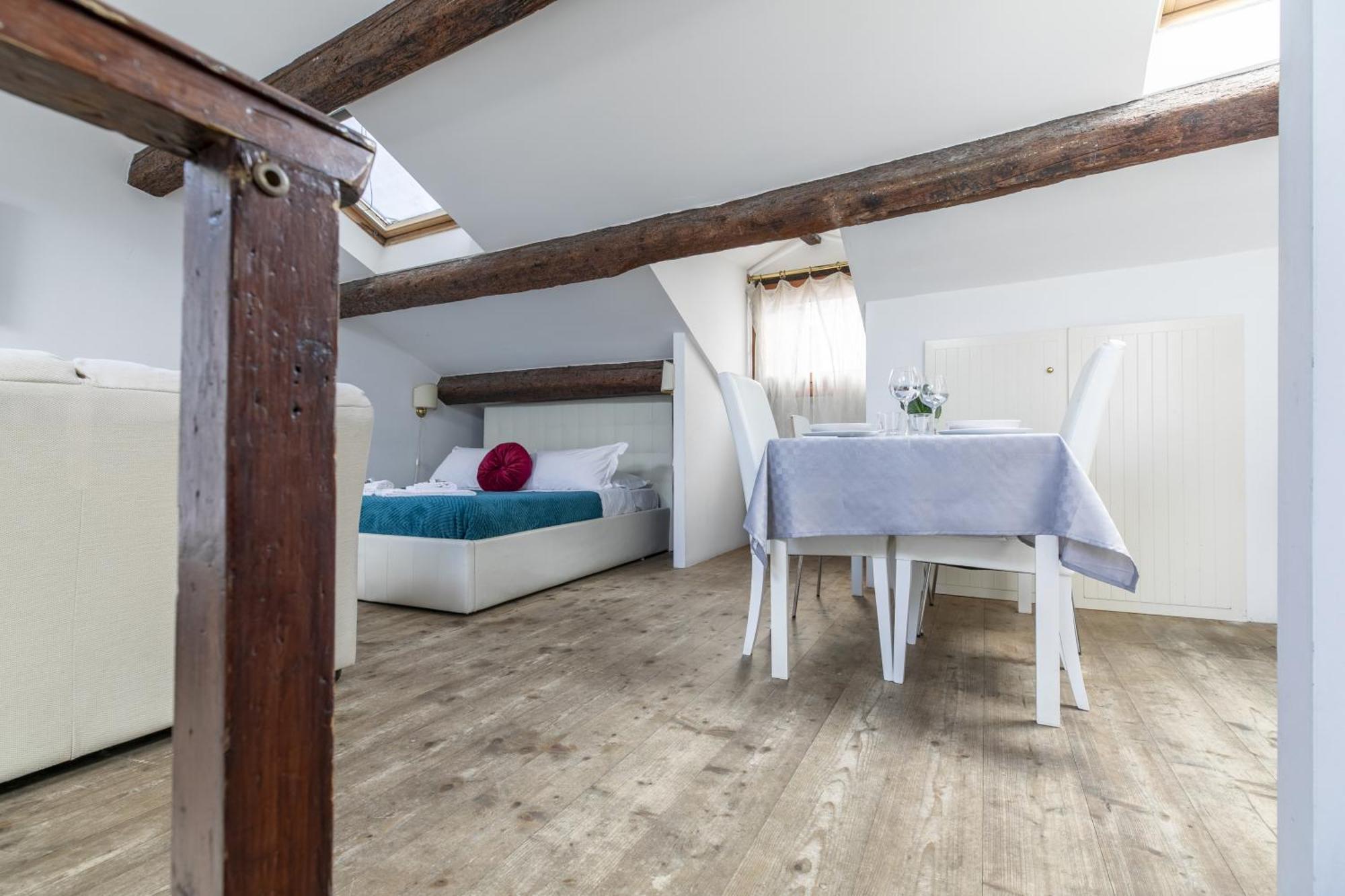 Nice Lovely Attic For 4 Person With Wifi - A/C Venice Exterior photo