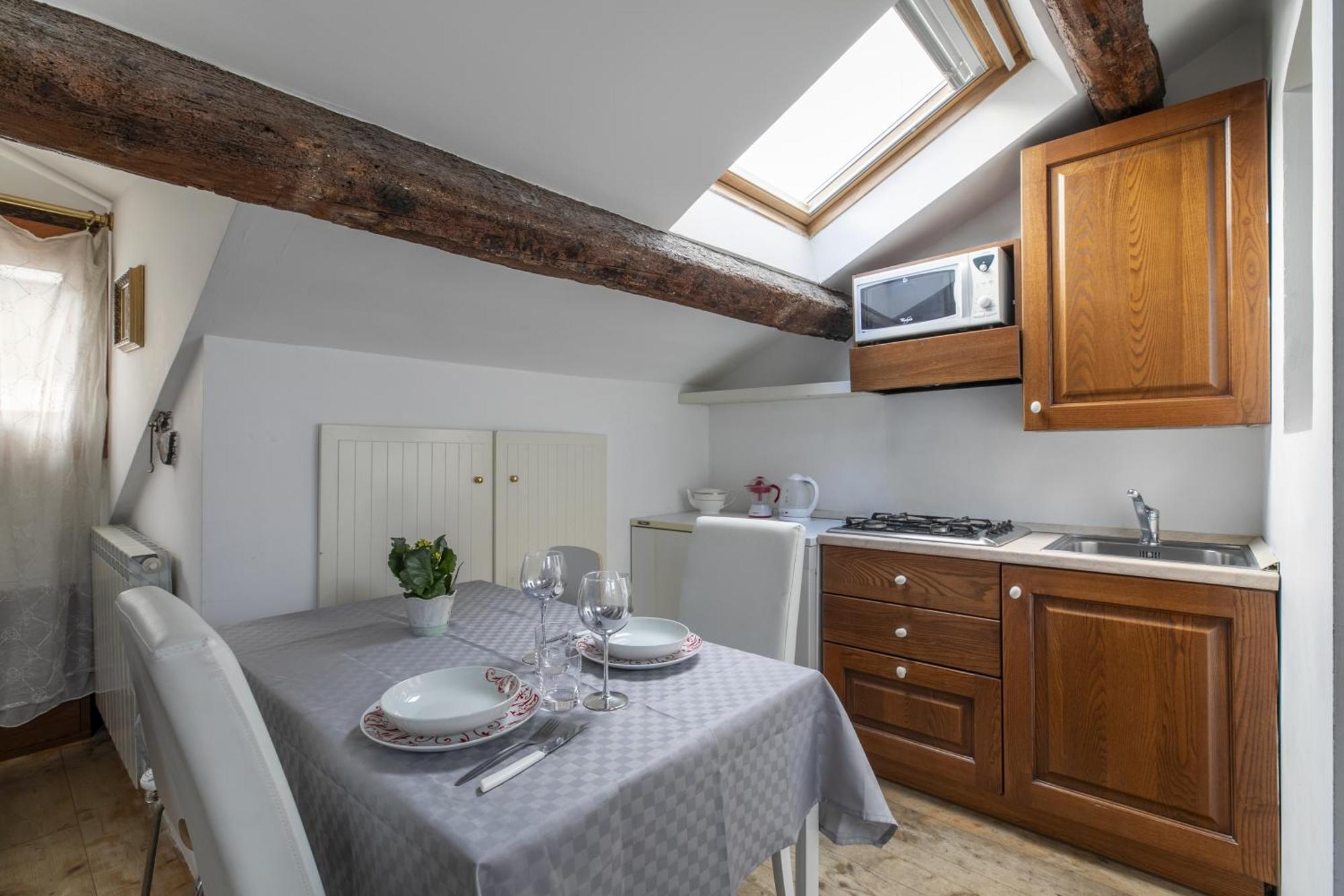 Nice Lovely Attic For 4 Person With Wifi - A/C Venice Exterior photo
