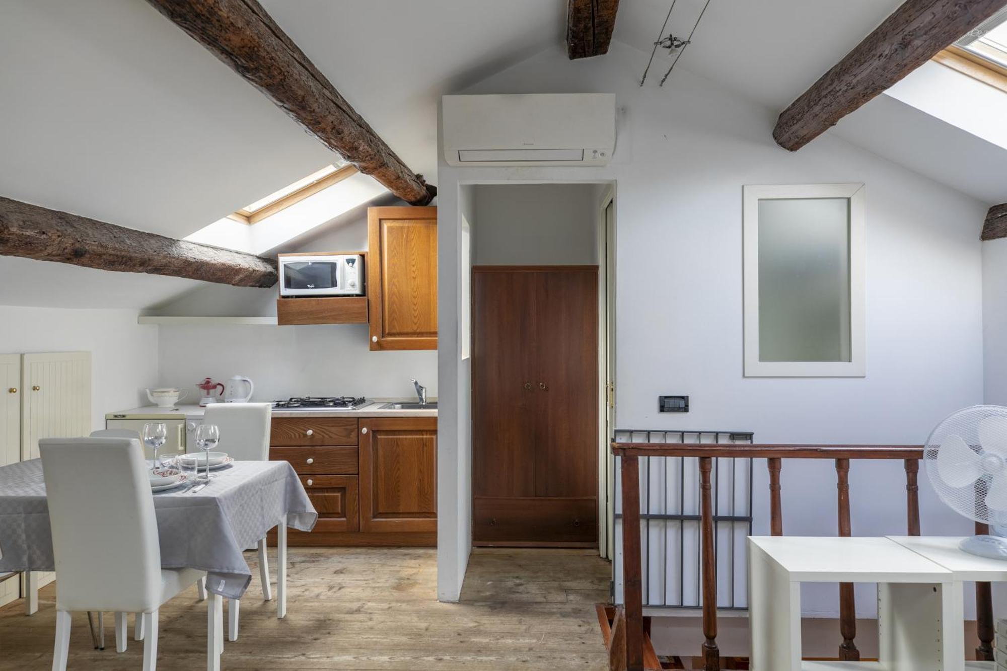Nice Lovely Attic For 4 Person With Wifi - A/C Venice Exterior photo